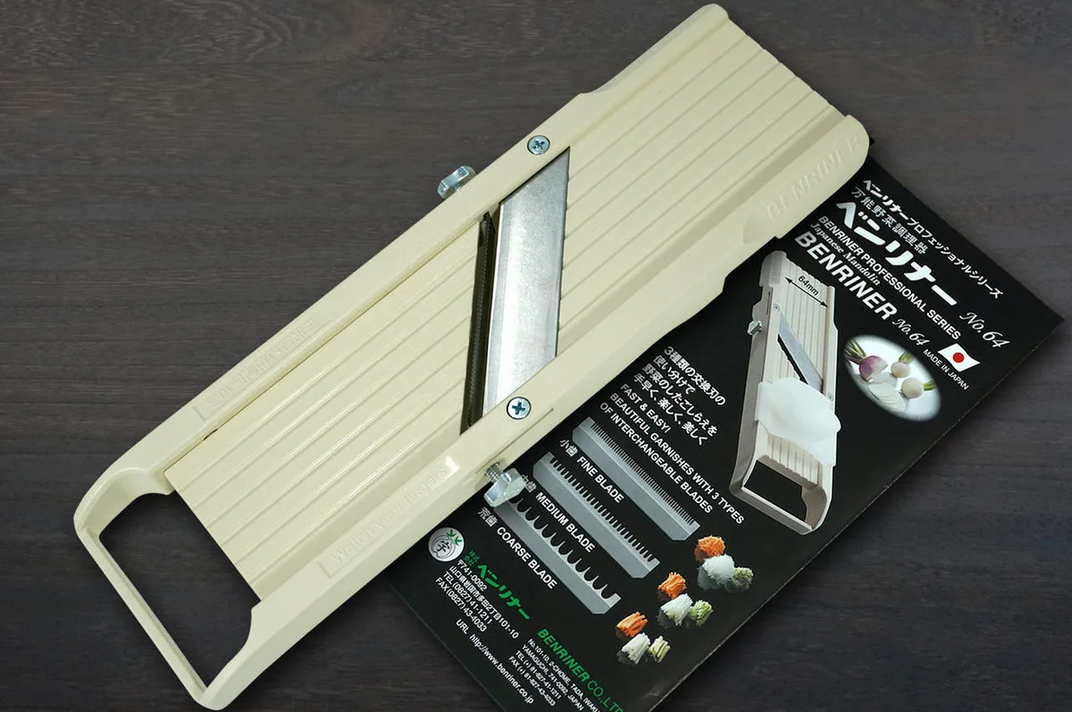 Benriner Japanese mandoline slicer image 3